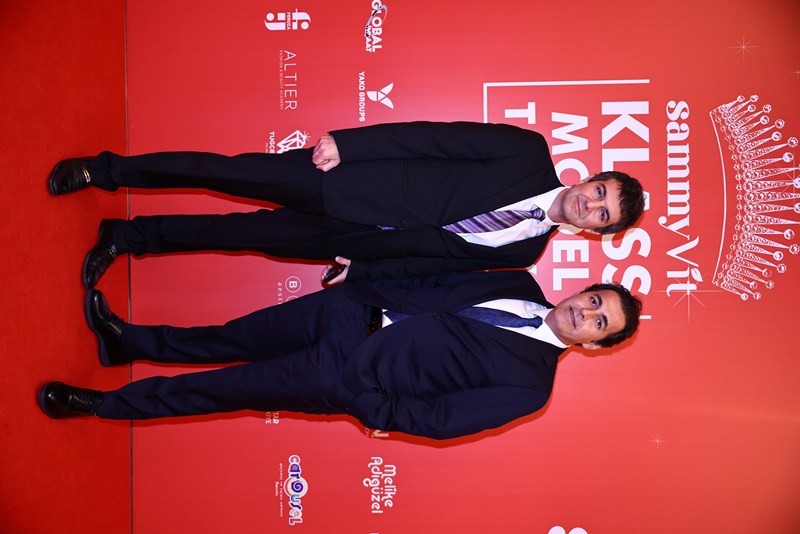 Sammyvit Klass Model Türkiye 2025 :  Ünlü �simler K�rm�z� Hal� ��kl���yla Oscar Gecesini Aratmad�